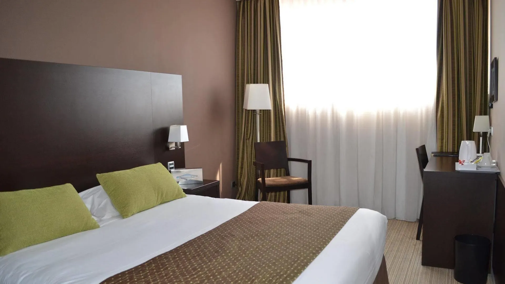 Best Western Hotel Des Barolles - Lyon Sud Brignais 3*,  Γαλλία