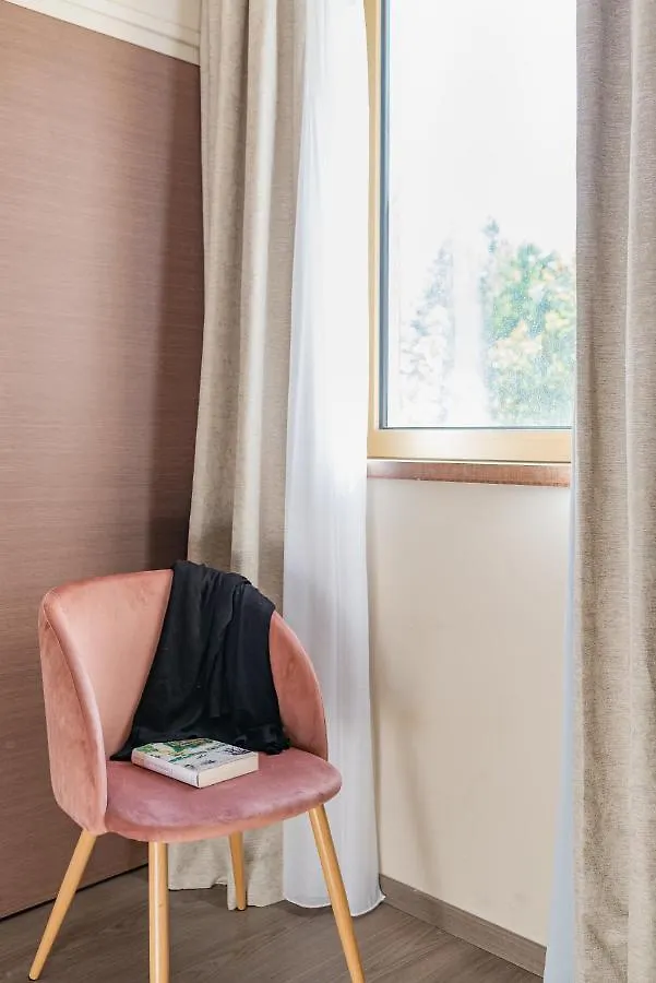*** Hotel Best Western Hôtel des Barolles - Lyon Sud Brignais France