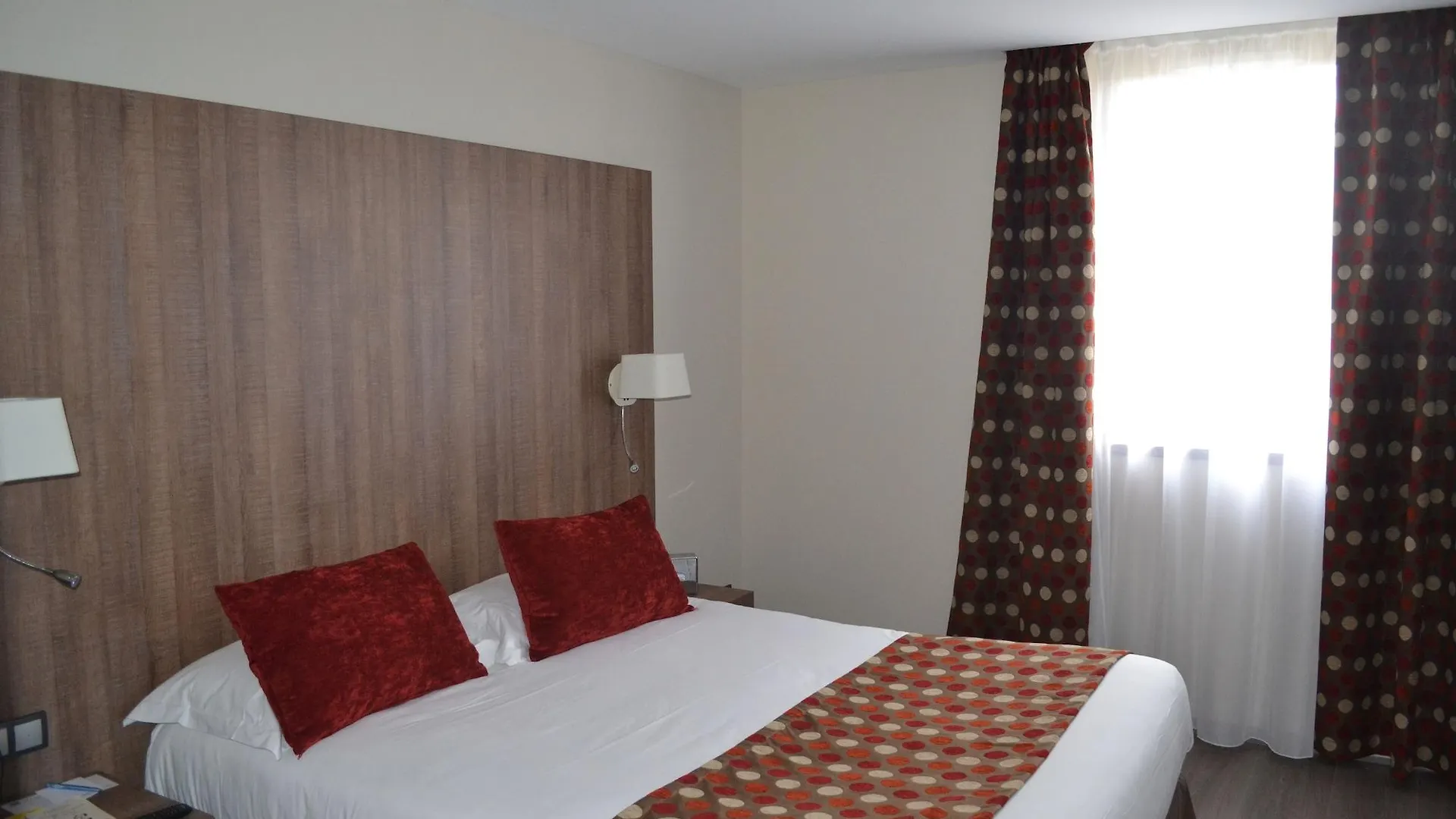 Best Western Hôtel des Barolles - Lyon Sud Brignais Hotel