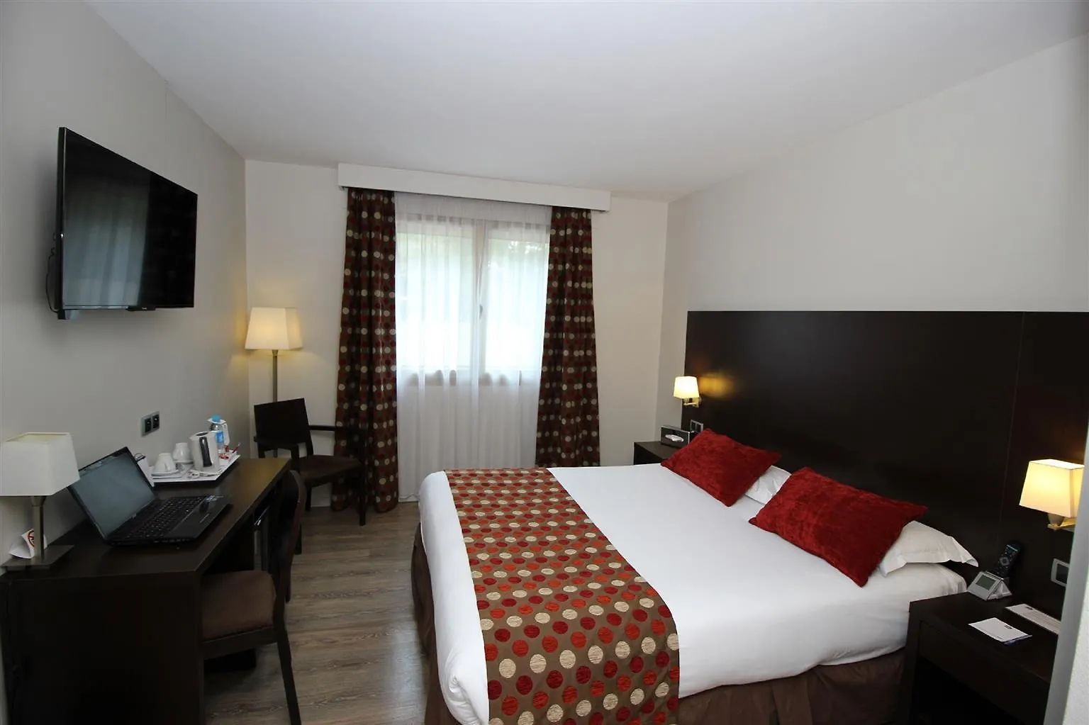 Best Western Hôtel des Barolles - Lyon Sud Brignais